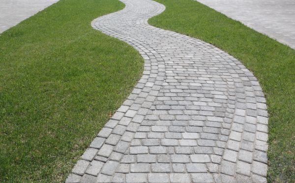 Cost of Paver Walkway Service in Tomball