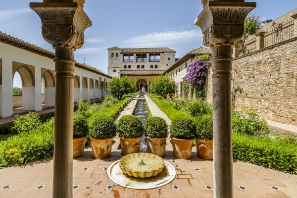 Cost of Courtyard Construction Service in Tomball