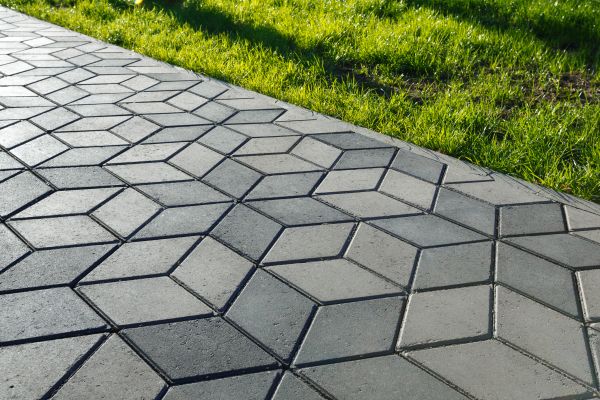 Cost of Concrete Pavers Construction in Tomball